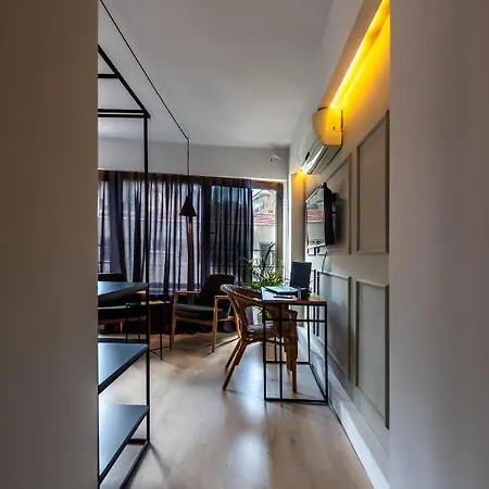 Hotel Intro 3*