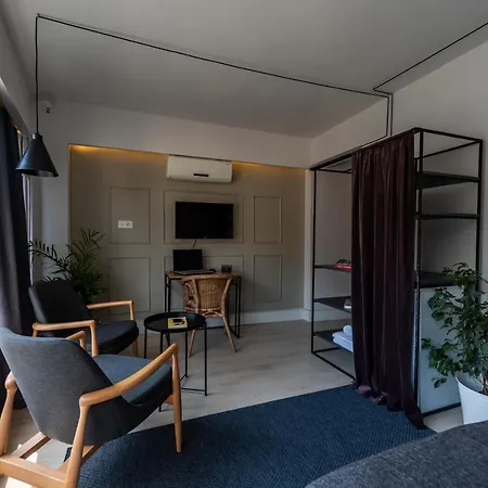 Hotel Intro 3*