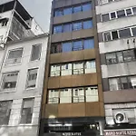 Intro Hotel